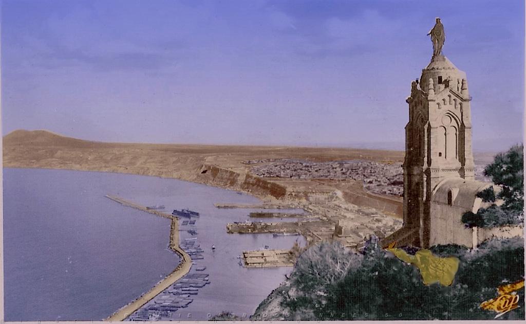 ORAN AVANT 62 LE PORT DEPUIS NOTRE DAME DE SANTA CRUZ.jpg